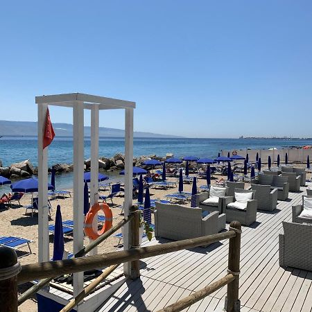 Bed And Beach Messina Exterior photo