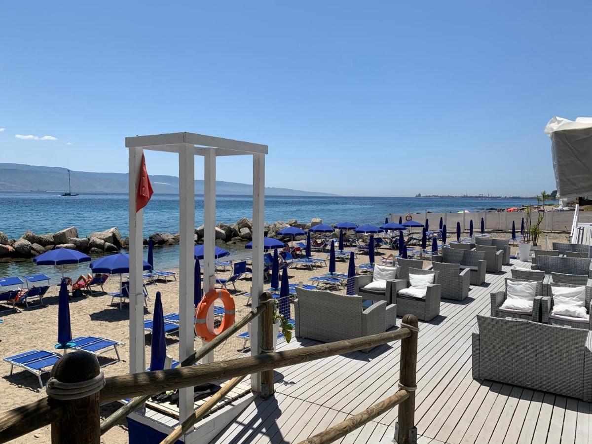 Bed And Beach Messina Exterior photo